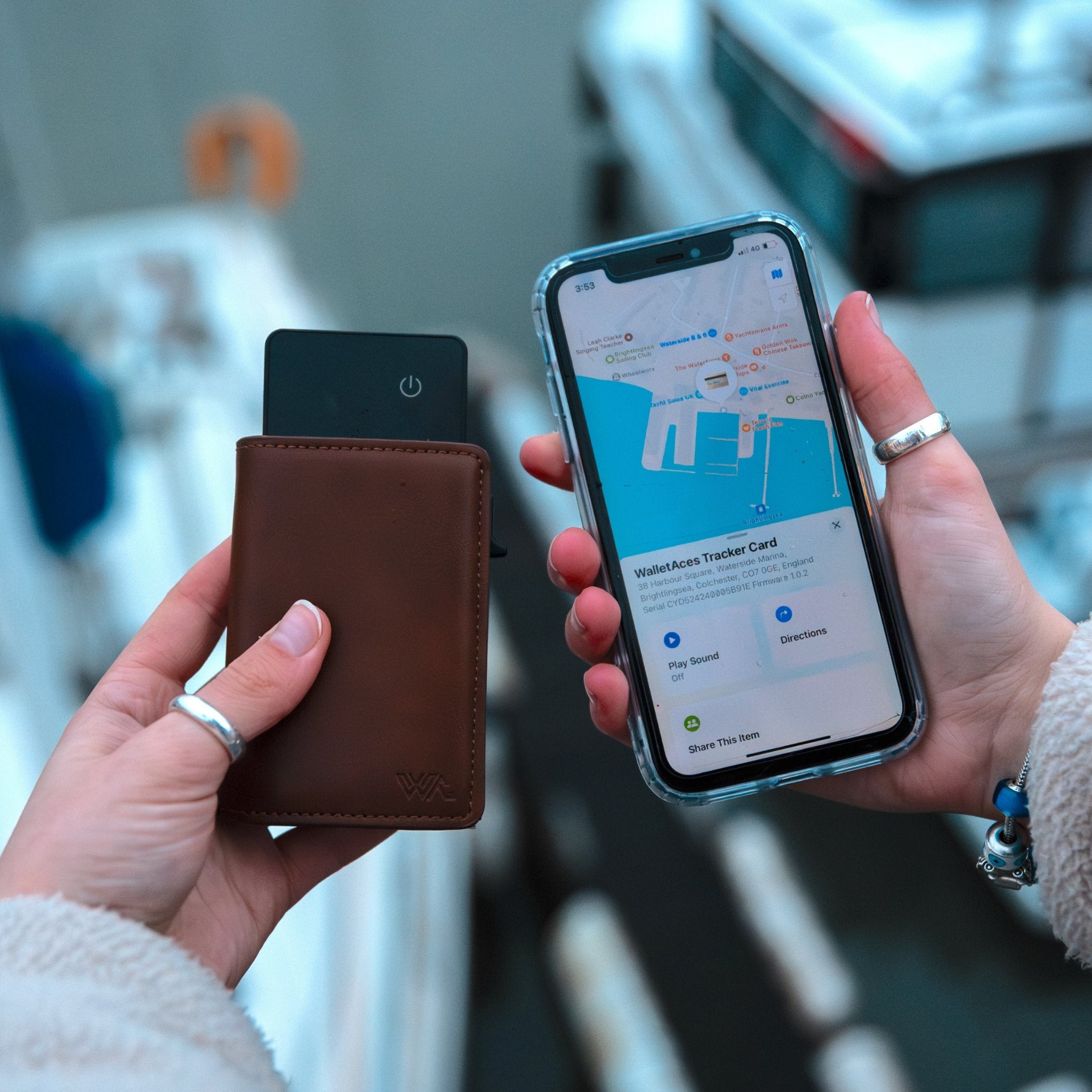 Enigma Wallet & Tracker Card - ClassicBrown - Trackable RFID Smart Wallet - Worldwide Wallet Tracker - 12 Cards & Cash - WalletAces - Lifestyle - Wallet Tracking On Iphone