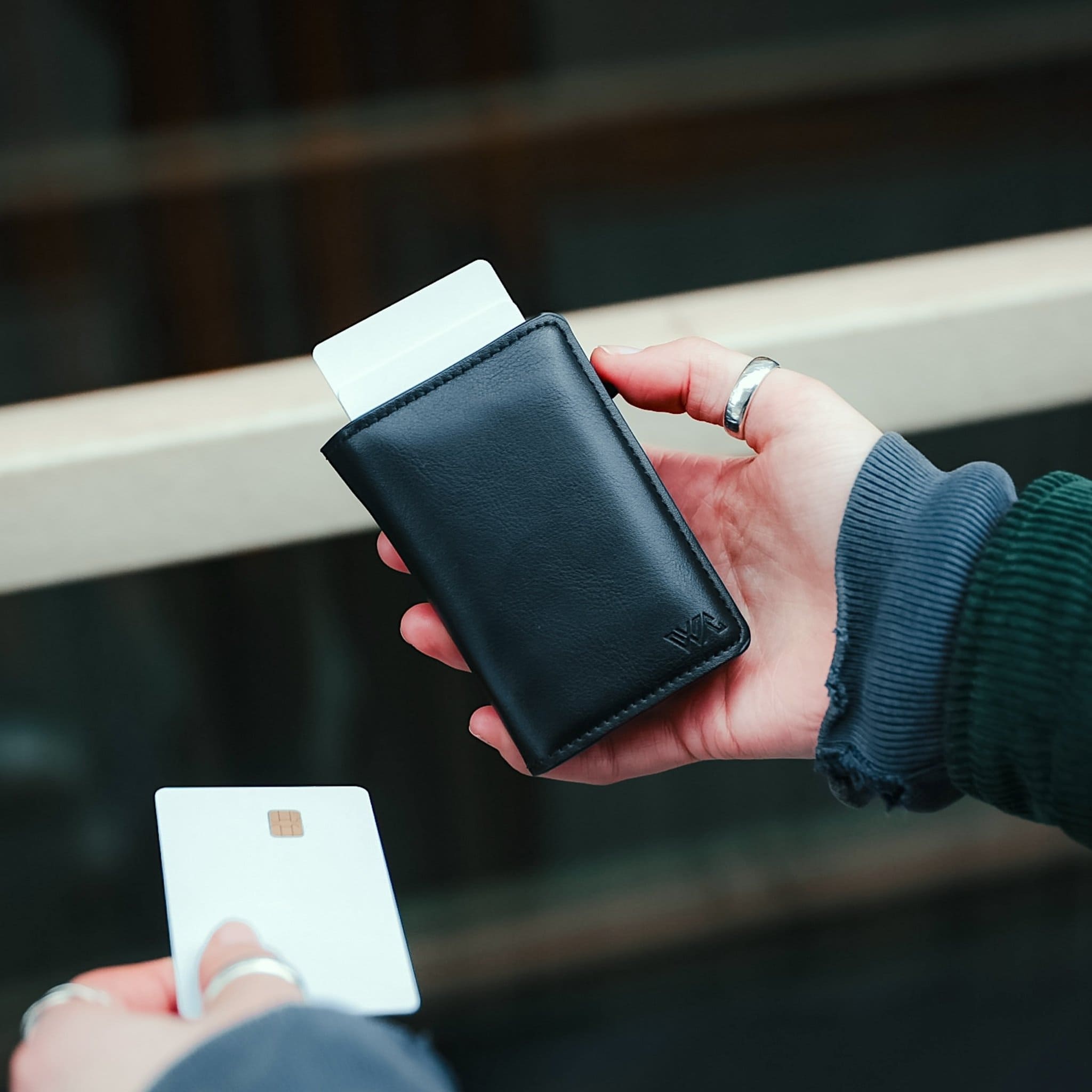 WalletAces Kit - Enigma Wallet - Nappa Black - Leather RFID Smart Wallet - 12 Cards & Cash - WalletAces - Lifestyle - Card Access