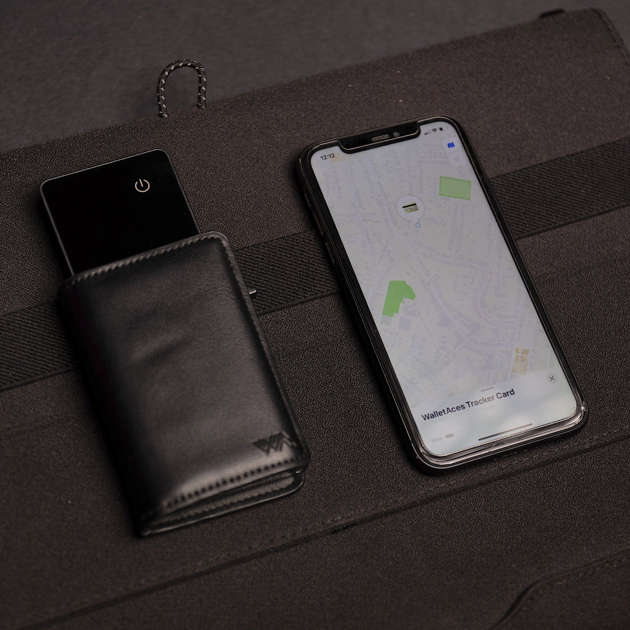 WalletAces Kit - Nappa Black - Trackable RFID Smart Wallet - Worldwide Wallet Tracker - 12 Cards & Cash - WalletAces - Lifestyle - Wallet Tracking On Iphone