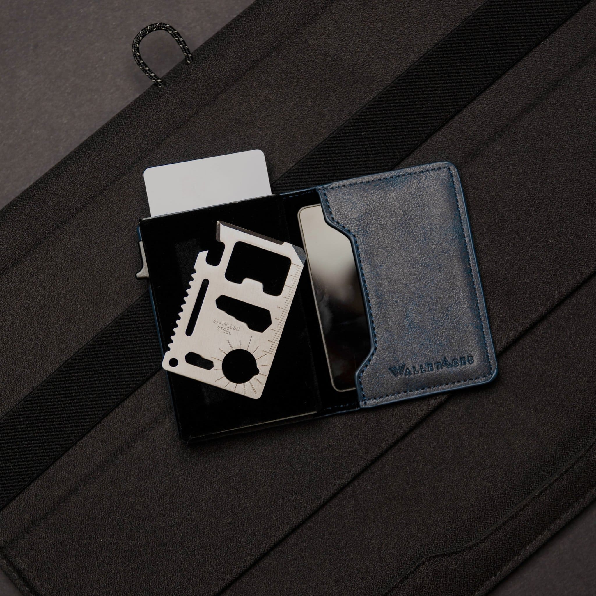 WalletAces Kit navy - Enigma Wallet - Navy Blue - Leather RFID Smart Wallet - 12 Cards & Cash - WalletAces - With Accessories