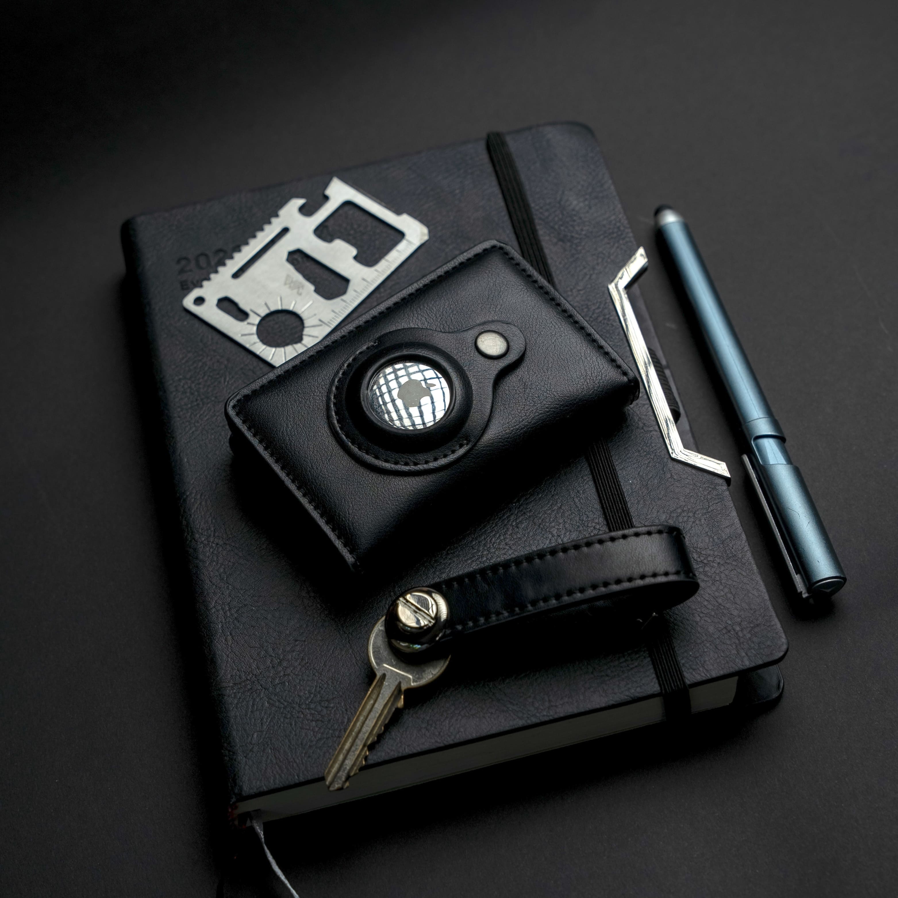 WalletAces Shop The Look - Cypher Wallet, Tool Card, Key Case